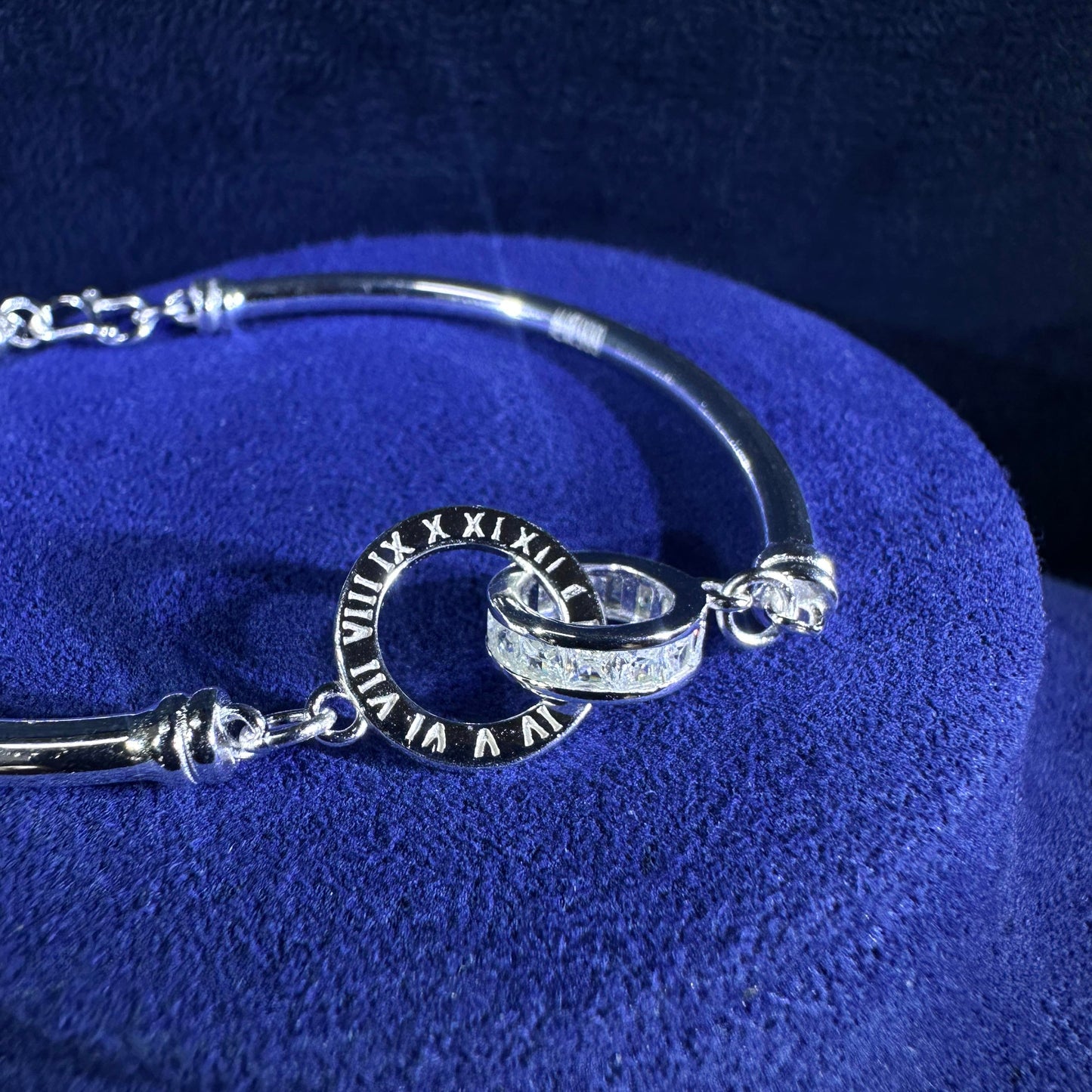 DX  Jewellery 999 Pure Silver Roman Time Eternity Interlock Ring Dual Canal Bracelet | DXAGBB2603036