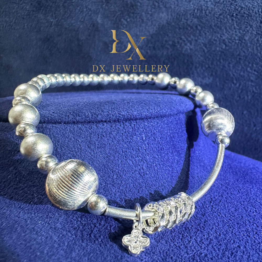 DX Jewellery 999 Pure Silver The Two Cat Eye For The Panchan & Lucky Clover Beaded Stretch Bracelet | DXAGBB2602008