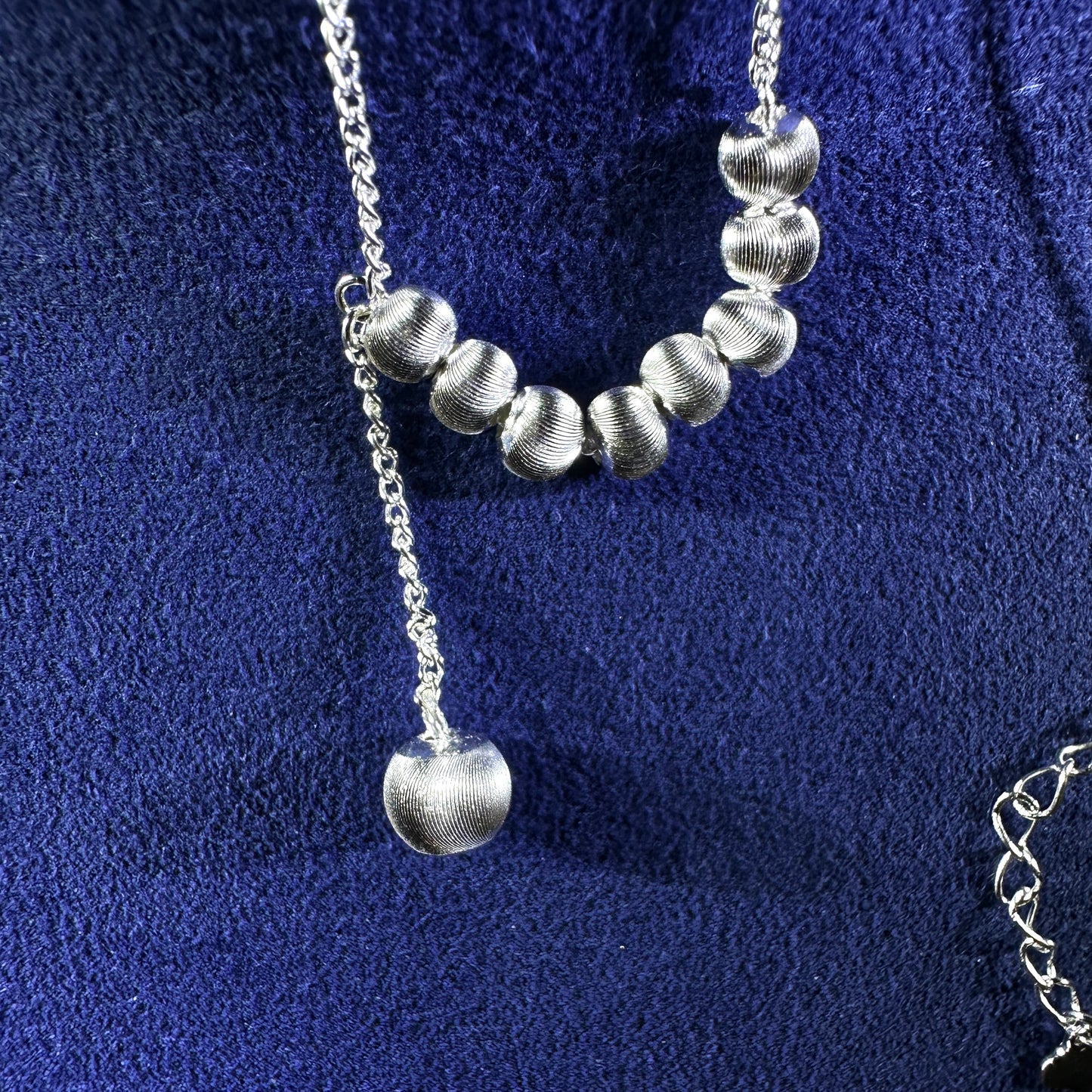 999 Pure Silver 8 Plus 1 Cat Eye Ball Necklace | DXAGNK2602034