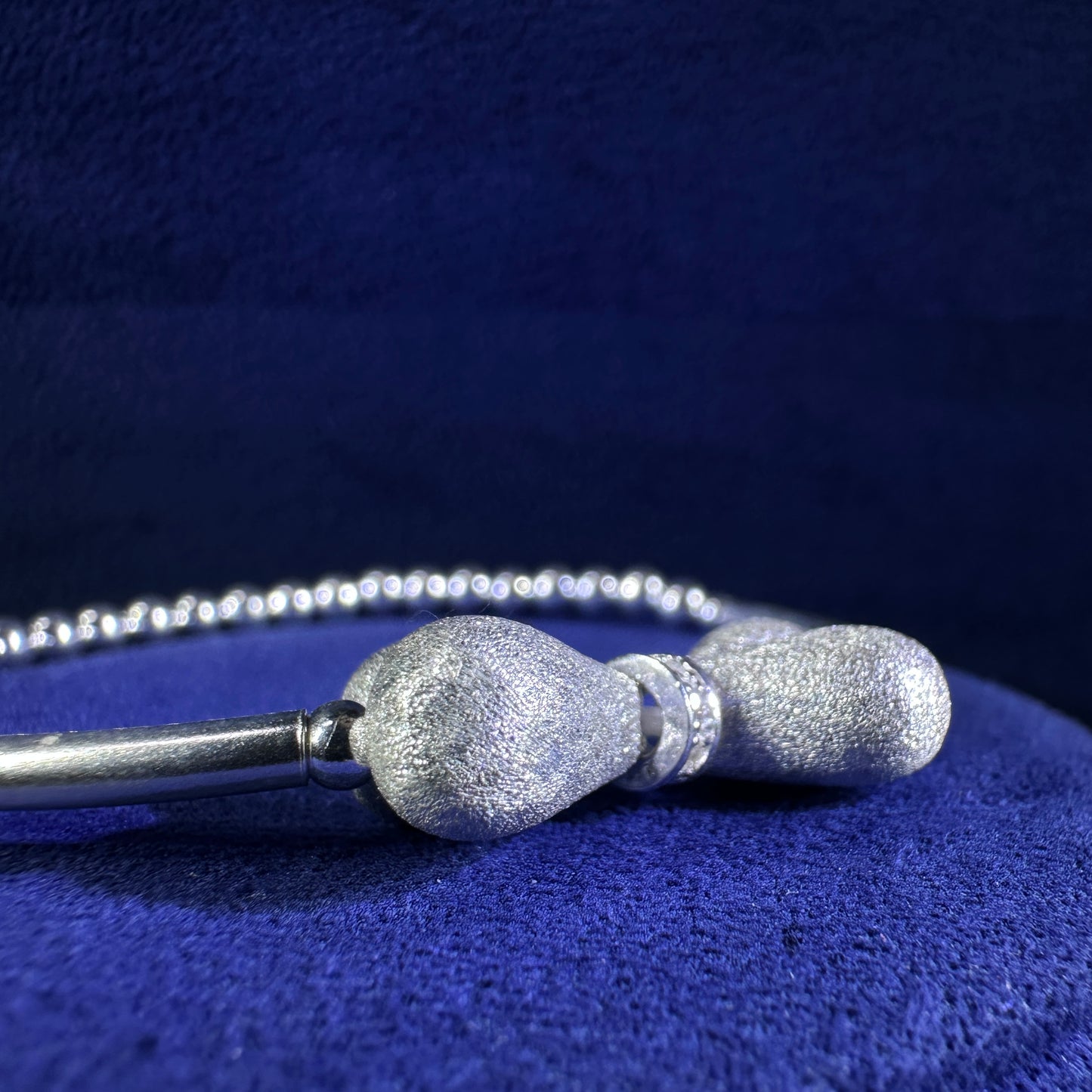999 Pure Silver PiTao Ribbon A-B Beaded Stretchable Bracelet | DXAGBB2603008