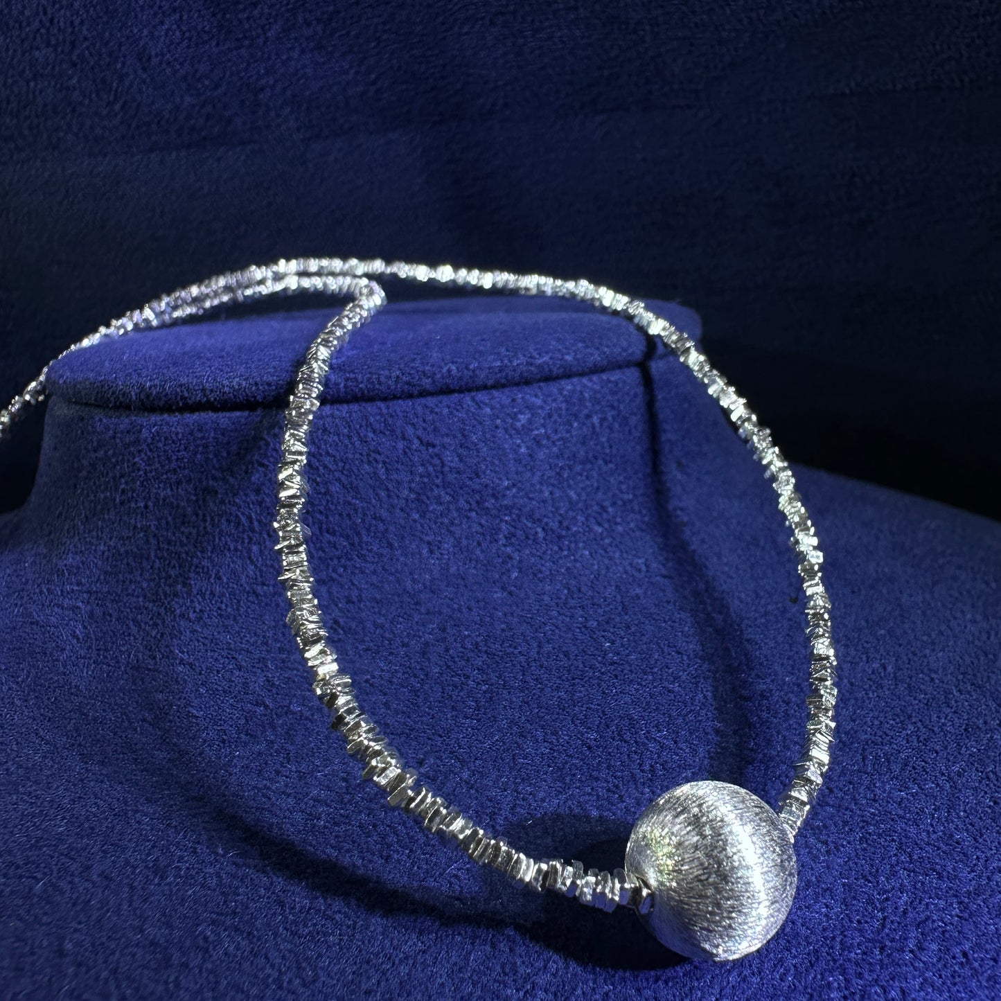999 Pure Silver Pieces Of Taels With Sole Russ Bead Necklace | DXAGNK2603009