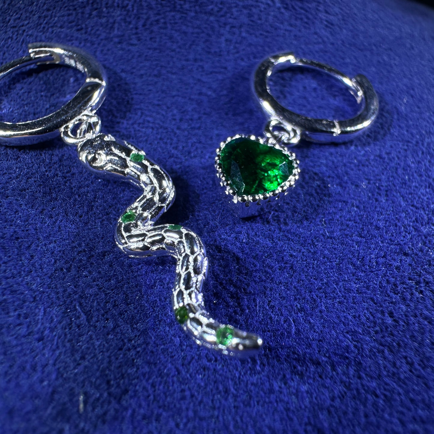 S925 The Viridian Snake Clip & Close Dangling Earring | DXAGER2603015