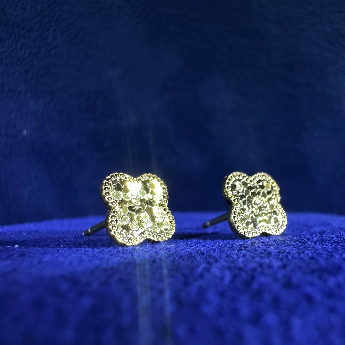999 Pure Silver Crushed Ice Four Leaf Earring Ear Studs | DXAGER2604033 | DXAGER2604034